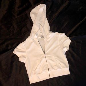 Old Navy White Cropped Hoodie Size Medium